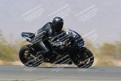 media/Mar-28-2022-Superbike Trackdays (Mon) [[b8603d0f67]]/Open Track Time/Turn 3 Inside/